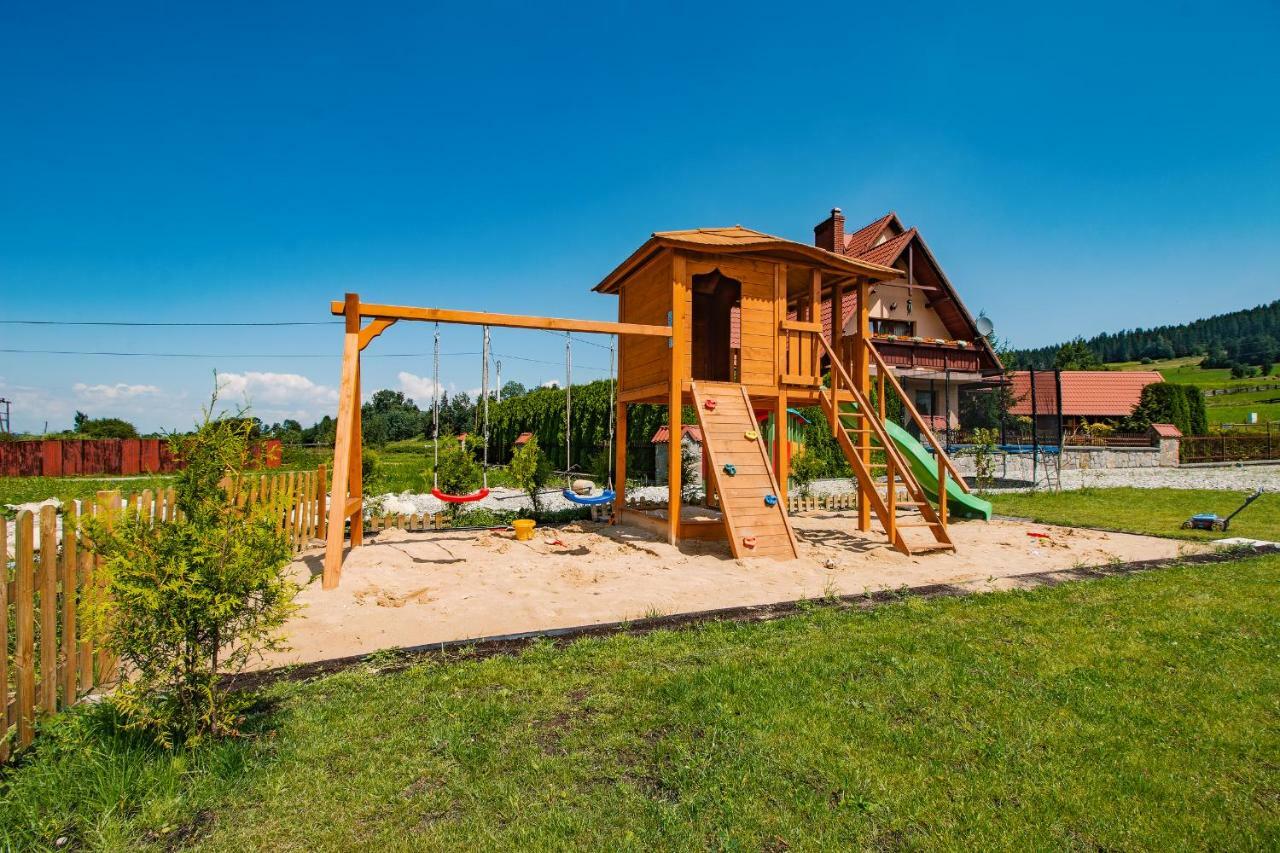 Villa Cicho Sza Czarna Góra Exteriör bild
